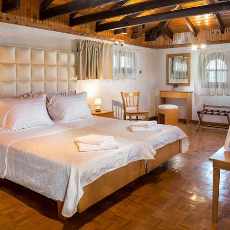 Georgalas Sun Beach Rooms Nea Kallikrateia ภายนอก รูปภาพ