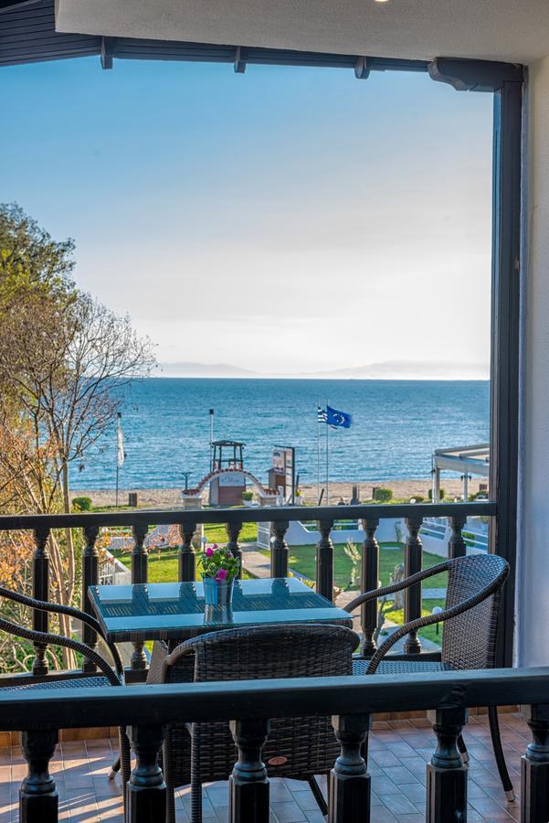 Georgalas Sun Beach Rooms Nea Kallikrateia ภายนอก รูปภาพ