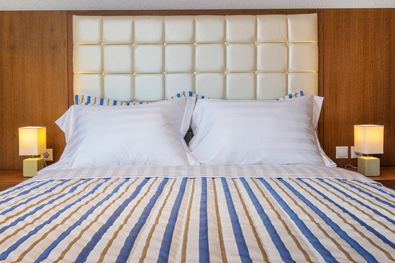Georgalas Sun Beach Rooms Nea Kallikrateia ภายนอก รูปภาพ