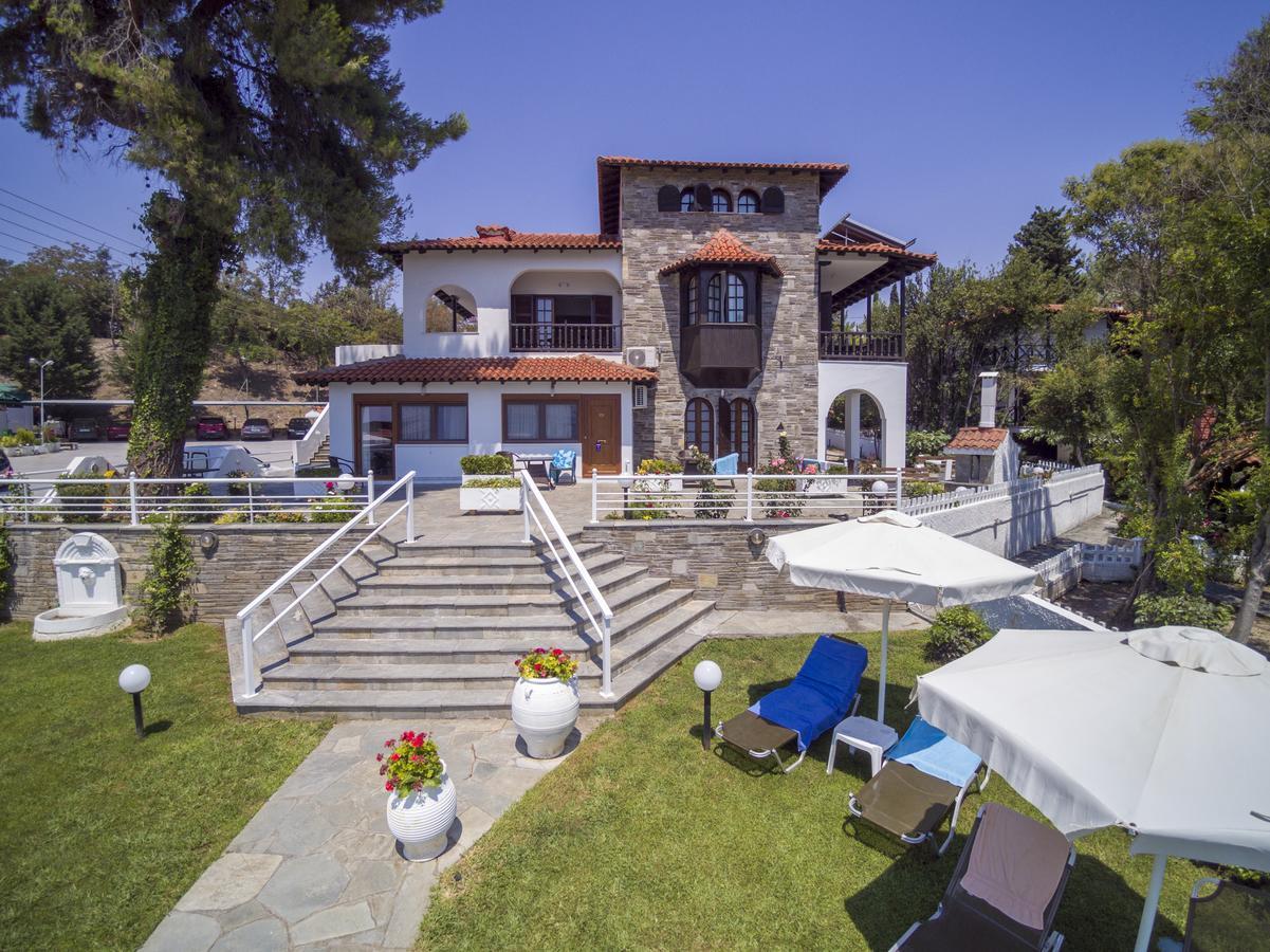 Georgalas Sun Beach Rooms Nea Kallikrateia ภายนอก รูปภาพ