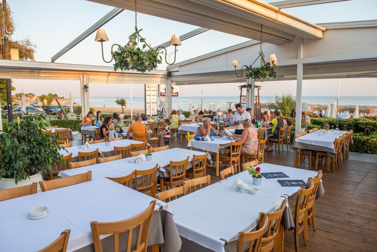 Georgalas Sun Beach Rooms Nea Kallikrateia ภายนอก รูปภาพ